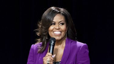 Michelle Obama, cautivada por el tejido, piensa en retirarse