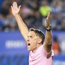 Phil Neville, técnico del Inter de Miami, reacciona durante el partido ante el Montreal, el 27 de mayo de 2023 (Graham Hughes/The Canadian Press via AP)