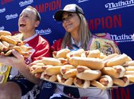 chestnut vuelve a ganar concurso de hot dogs el 4 de julio