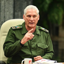 Díaz-Canel llama privilegiados a los cubanos con electricidad mientras el oriente sufre los estragos del huracán Melissa Díaz-Canel llama privilegiados a los cubanos con electricidad mientras el oriente sufre los estragos del huracán Melissa