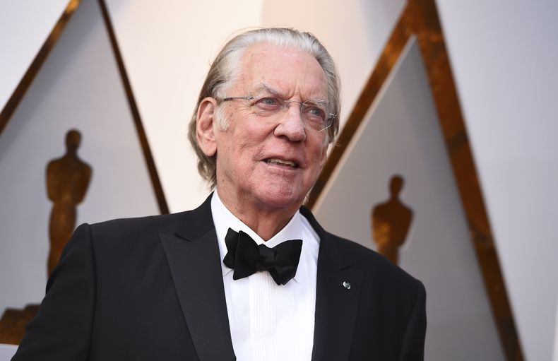 ARCHIVO - Donald Sutherland en los Oscar en Los Angeles el 4 de marzo de 2018. Sutherland, el imponente actor canadiense de M.A.S.H. y The Hunger Games, murió a los 88 años. (Foto Jordan Strauss/Invision/AP, archivo)