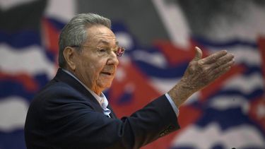 cuba: comunistas abren congreso, se espera salida de castro
