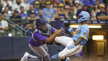 Cerveceros afianzan liderato tras ganar a Rockies 6-5 en 13