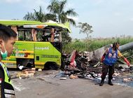 accidente de bus turistico deja 14 muertos en indonesia