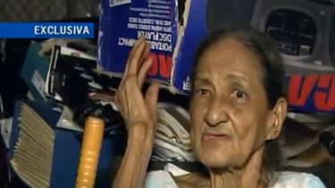 americateve | Gracias a la ayuda de América Tevé una anciana inválida de 85 años desalojada junto a su familia ya tiene esta noche un lugar donde dormir.