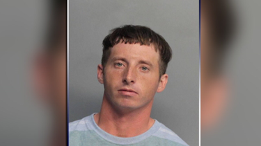 comparecio en corte hombre que agarro gluteos de una adolescente en el dolphin mall