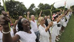 el regimen "advierte" a las damas de blanco por su convocatoria del 10 de diciembre