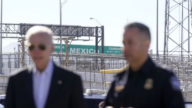 gobierno de biden planea levantar el titulo 42 a inicios de mayo