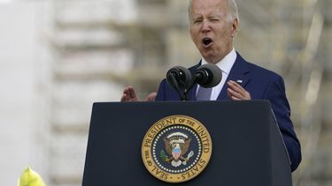 Biden exhorta a la unidad para erradicar el odio en EEUU