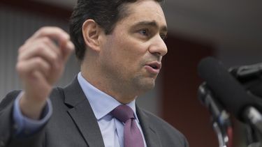 vecchio insta crear un fondo con recursos incautado a la corrupcion chavista para atender el covid-19