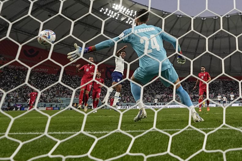 DEP-FUT MUNDIAL INGLATERRA-IRÁN
