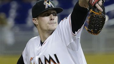 Koehler poncha a 10 y Marlins doblegan a Cerveceros
