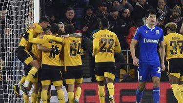 Wolves ganan en la Copa en debut de Lopetegui