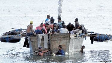 americateve | Aunque el Departamento de Inmigración de las Islas Caimán ha entrevistado a más de 100 personas que han solicitado asilo político desde 2011, sólo a una persona se le ha concedido el asilo.