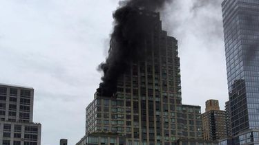 alerta por el incendio de trump tower en el centro de nueva york