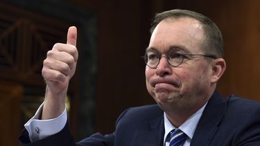Caja de alimentos de Trump provoca ira de demócratas
