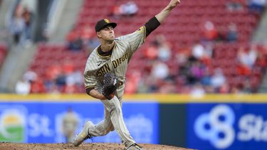 Profar y Gore guían a Padres en victoria de 8-5 sobre Rojos