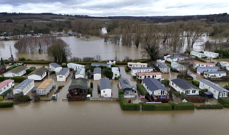 Las inundaciones en Yalding, Kent, Inglaterra, el 6 de enero del 2025. (Gareth Fuller/PA via AP)