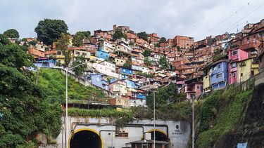 el regimen de maduro esta perdiendo terreno afirman los habitantes de las zonas populares al oeste de caracas