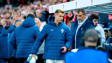 Cristiano Ronaldo en el banquillo de suplentes de Portugal previo al partido contra Noruega en la Liga de Naciones, el domingo 27 de septiembre de 2026, en Oslo. (Cornelius Poppe/NTB Scanpix vía AP)