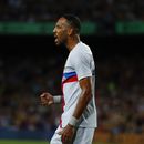 Asaltantes atacan a Aubameyang y su esposa en su casa