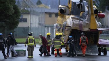 Un centenar de vehículos atrapados por deslaves en Canadá