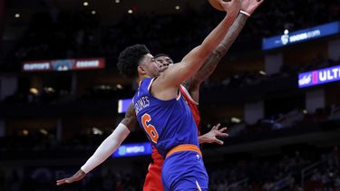 Con 35 puntos de Randle, Knicks superan a Rockets
