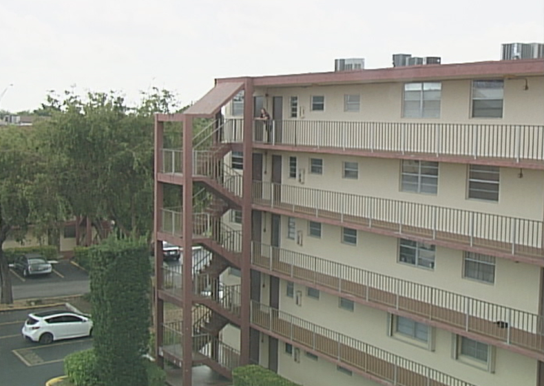 CONDOMINIOS KENDALL.png