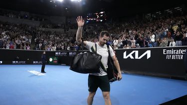 Un desgastado Murray se despide en la tercera ronda