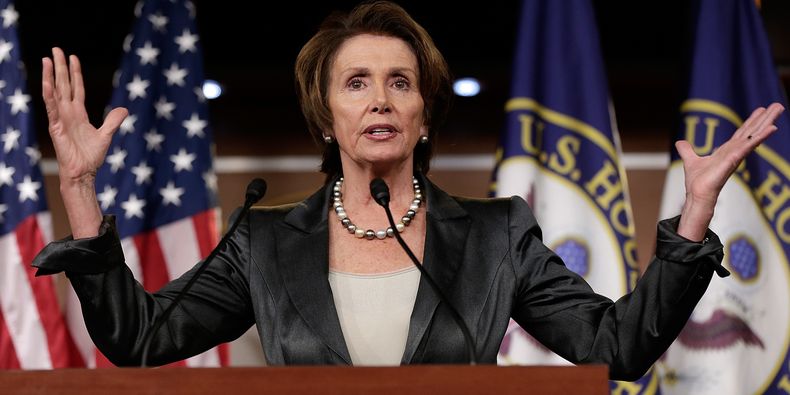 La líder de la minoría demócrata de la Cámara baja, Nancy Pelosi.