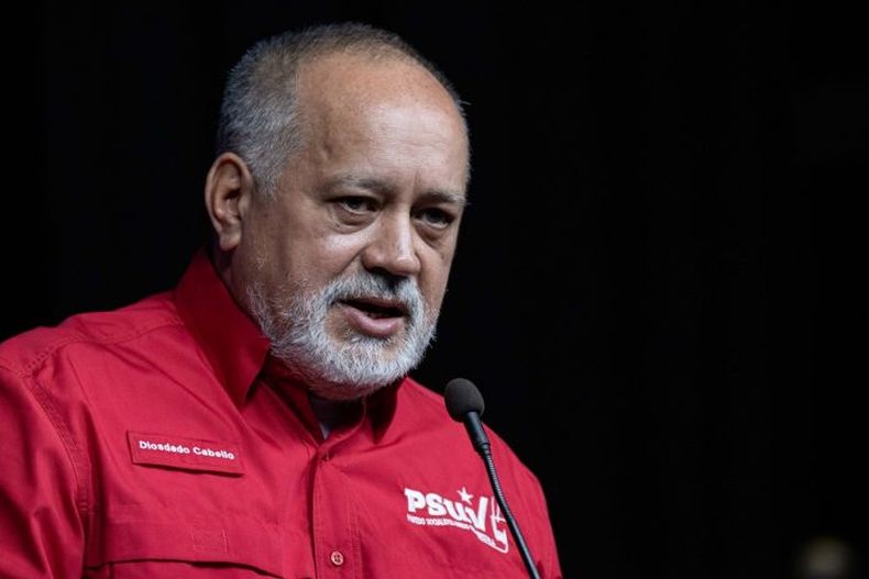 Diosdado-cabello-1-696x464.jpg