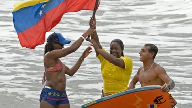 Rosmarky Álvarez y Daniel Arocha obtienen el oro en Suramericanos de Playa 2023
