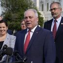 Republicanos promueven vacunas con palabras, escasa acción