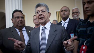Oposición en Venezuela impulsará referendo revocatorio