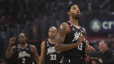 Clippers utilizan toda su plantilla para derrotar a Hornets
