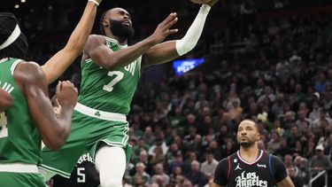 Tatum, Brown firman 29 puntos y Celtics supera a Clippers