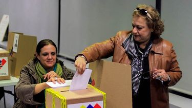 americateve | La creación del organismo que emite las cédulas de identidad y los pasaportes venezolanos fue responsabilidad de José Lavandero García, vicerrector de la Universidad de Ciencias Informáticas de Cuba, quien fue subordinado de Ramiro Valdés, jefe de los ser