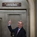 McCarthy: ¿Líder debilitado o sobreviviente envalentonado?