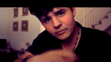 [video] joven envia polemico mensaje a cubanos emigrados