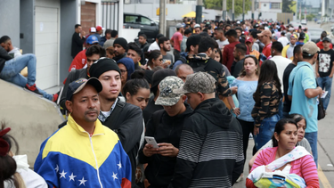 el regimen de nicolas maduro anuncio la repatriacion de 250 venezolanos desde peru