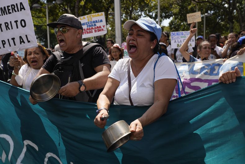 AMS-GEN VENEZUELA-MAESTROS PROTESTA