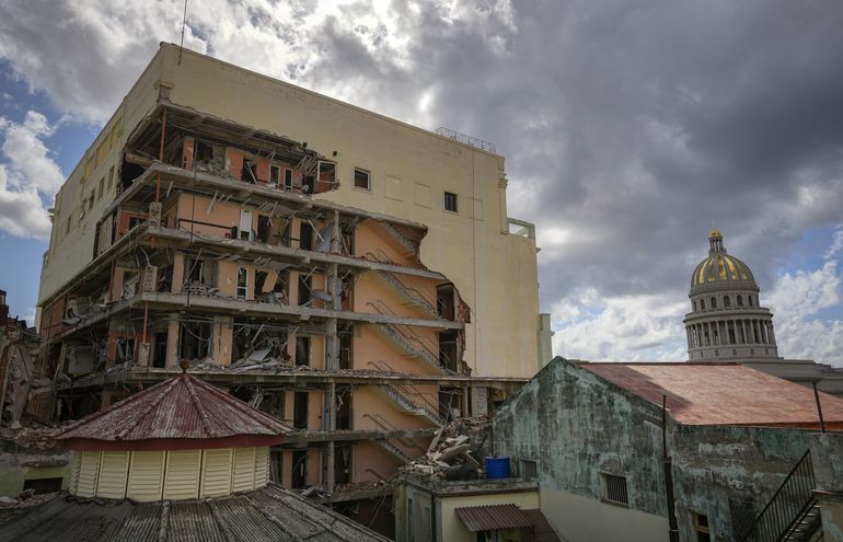 Cuba: emblemático templo bautista dañado por explosión hotel