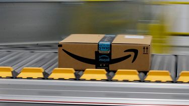 Trump ataca a Amazon de nuevo por servicio de correo
