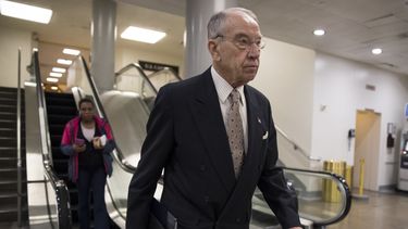 Senado rechaza propuestas migratorias; “dreamers” al limbo