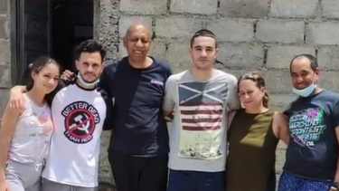 el regimen cubano abre procesos penales contra dos familiares del manifestante cubano andy garcia