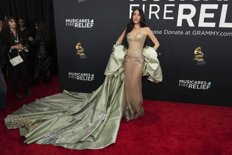 Madison Beer llega a la 67a entrega anual de los premios Grammy el domingo 2 de febrero de 2025 en Los Ángeles. (Foto Jordan Strauss/Invision/AP)