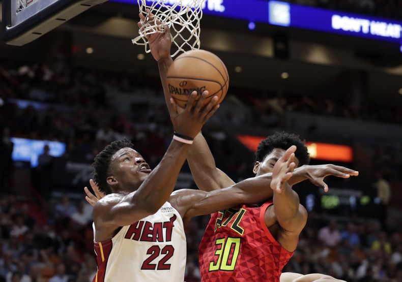 DEP-BAS_HAWKS-HEAT-0.jpg