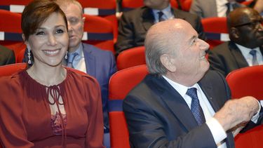 vistazo a los bloques de votacion para presidente de la fifa