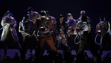 Katy Perry durante su concierto en la Arena CDMX en la Ciudad de México el miércoles 23 de abril de 2025. (Foto AP/Fernando Llano)