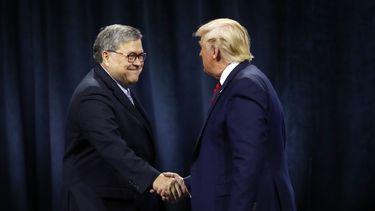Trump ignora los pedidos de su secretario y vuelve a tuitear